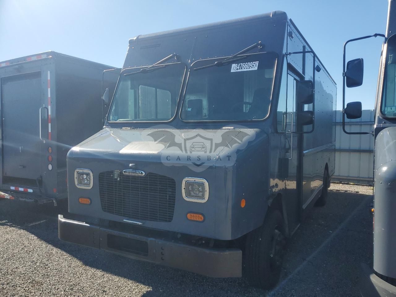 Freightliner Business Class M2 M LINE WALK-IN VAN 6.0L 8 2021