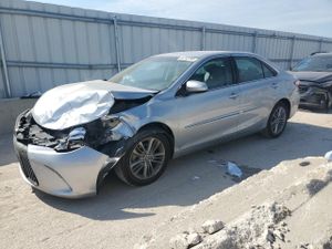 Toyota Camry LE 2.5L 4 2015