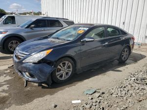 Hyundai Sonata SE 2.4L 4 2013