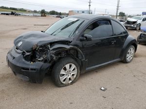 Volkswagen Beetle 2.5L 5 2010