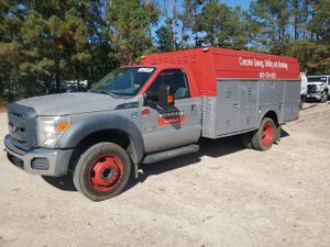 Ford F550 SUPER DUTY 6.7L 8 2015