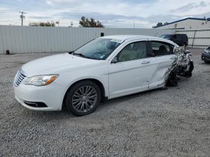 Chrysler 200 LIMITED 2.4L 4 2012