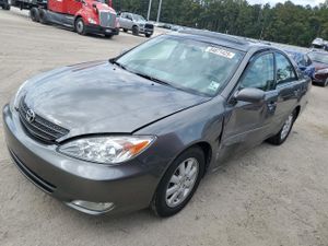 Toyota Camry LE 2.4L 4 2004