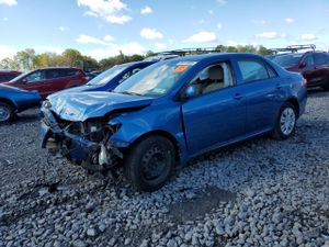 Toyota Corolla BASE 1.8L 4 2010