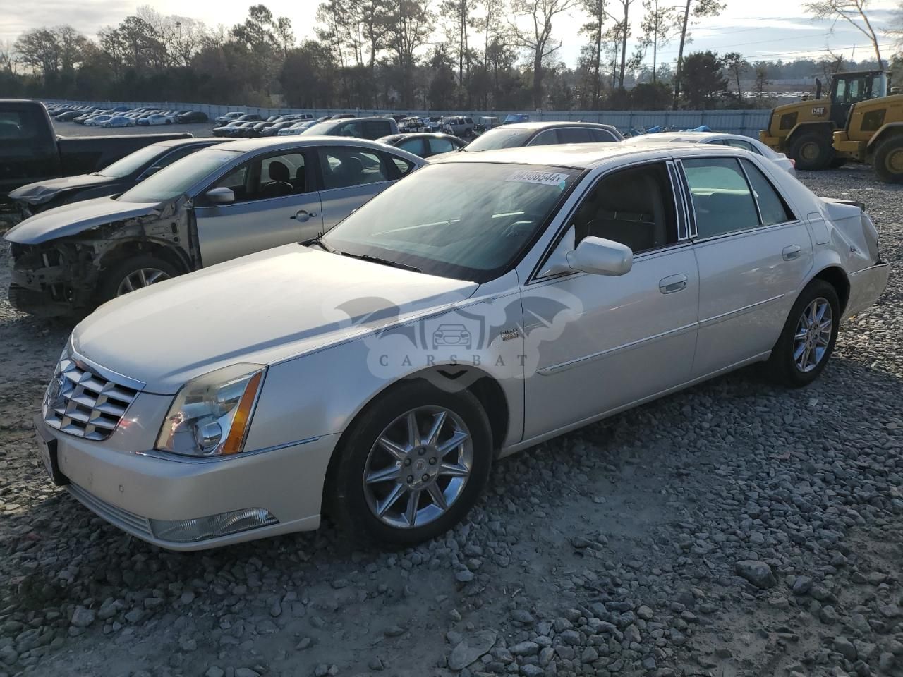 Cadillac DTS LUXURY COLLECTION 4.6L 8 2011