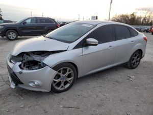 Ford Focus SE 2.0L 4 2013