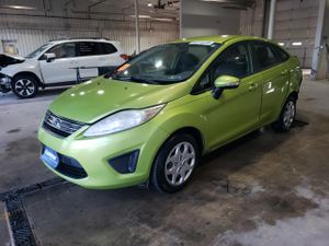 Ford Festiva SE 1.6L 4 2013