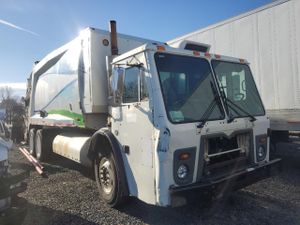 Mack 600 LEU600 8.9L 6 2015