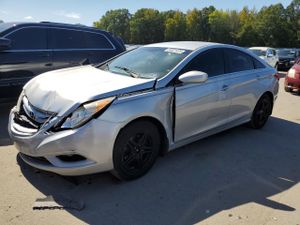 Hyundai Sonata GLS 2.4L 4 2012