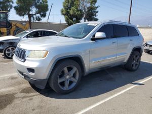 Jeep Grand Cherokee LAREDO 3.6L 6 2011