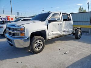 Chevrolet Silverado 1500 C2500 HEAVY DUTY LT 6.6L 8 2015