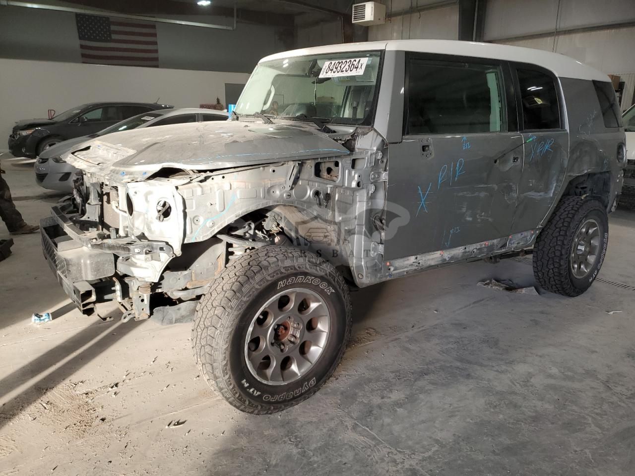 Toyota FJ Cruiser 4.0L 6 2012