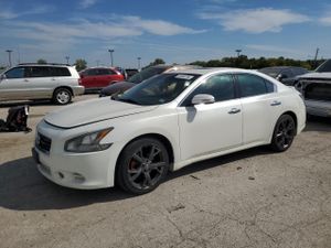 Nissan Maxima S 3.5L 6 2014
