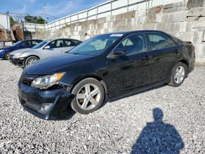 Toyota Camry L 2.5L 4 2013