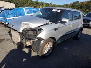 Kia Soul + 2.0L 4 2011