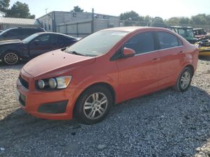 Chevrolet Aveo (Sonic) LT 1.8L 4 2013