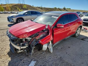 Mercedes-Benz GLA 250 2.0L 4 2015