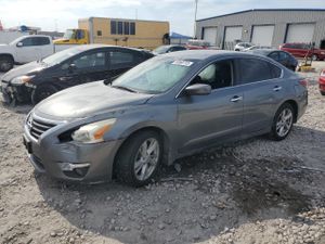 Nissan Altima 2.5 2.5L 4 2015
