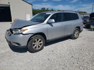 Toyota Highlander BASE 3.5L 6 2011