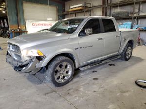 Dodge RAM LARAMIE 5.7L 8 2012