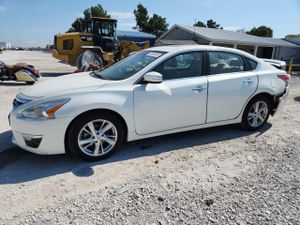 Nissan Altima 2.5 2.5L 4 2015