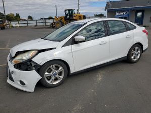 Ford Focus SE 2.0L 4 2014