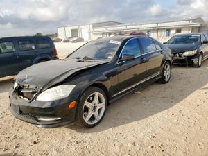 Mercedes-Benz S 550 5.5L 8 2011