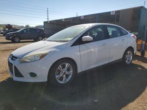 Ford Focus SE 2.0L 4 2013