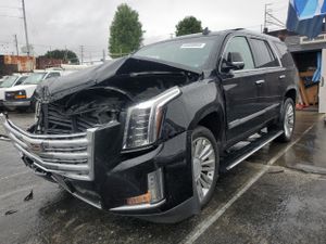 Cadillac Escalade PLATINUM 6.2L 8 2015