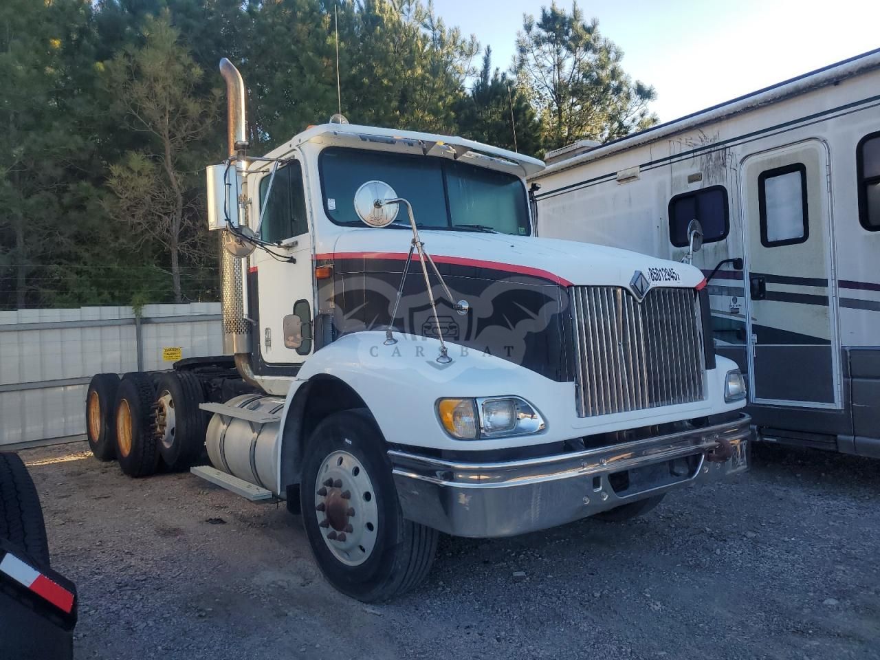 International 9000 Series 10.8L 6 2000