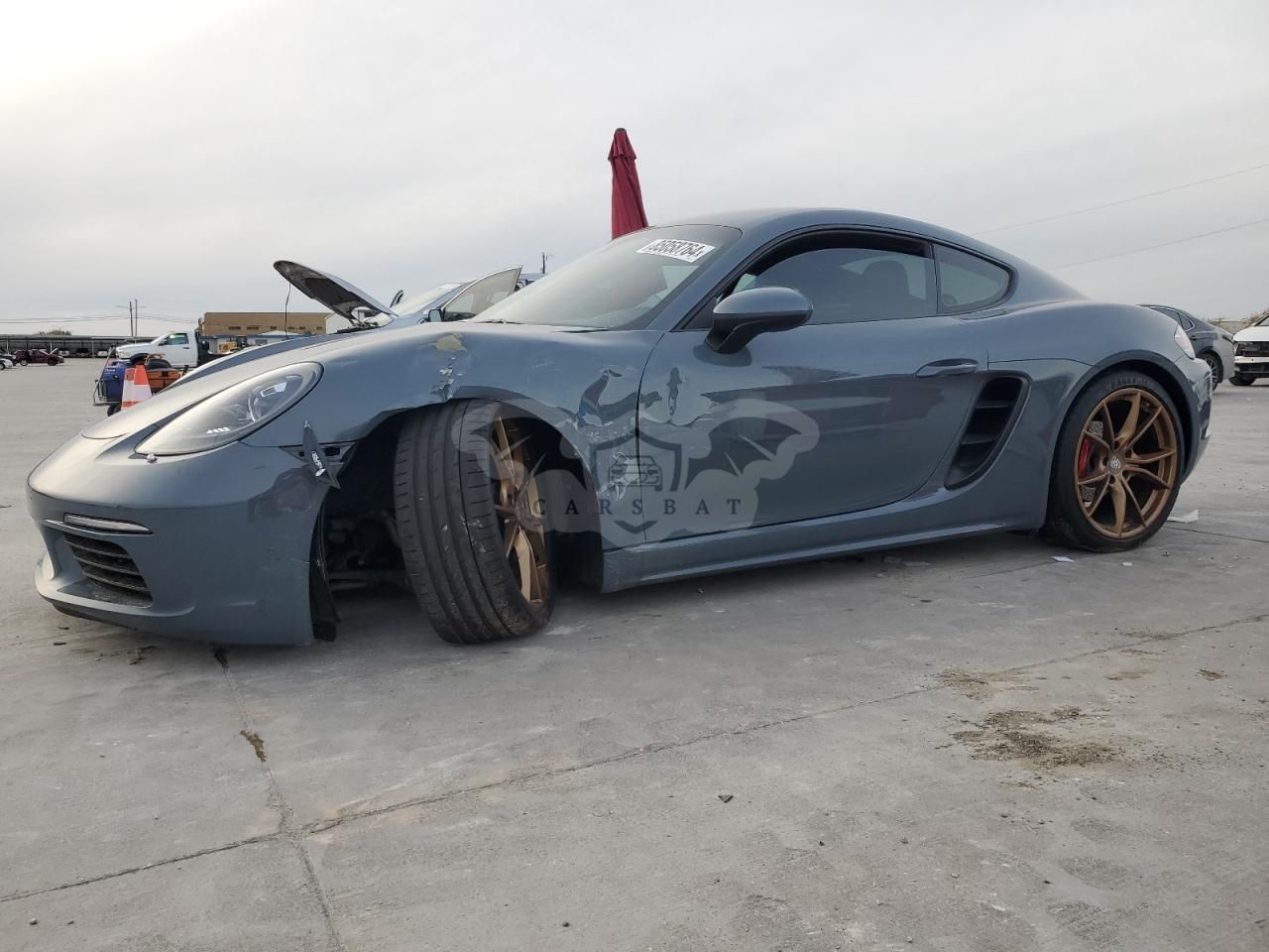 Porsche Cayman 2.0L 4 2018
