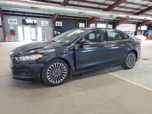 Ford Fusion SE 2.0L 4 2013