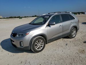 Kia Sorento LX 2.4L 4 2014