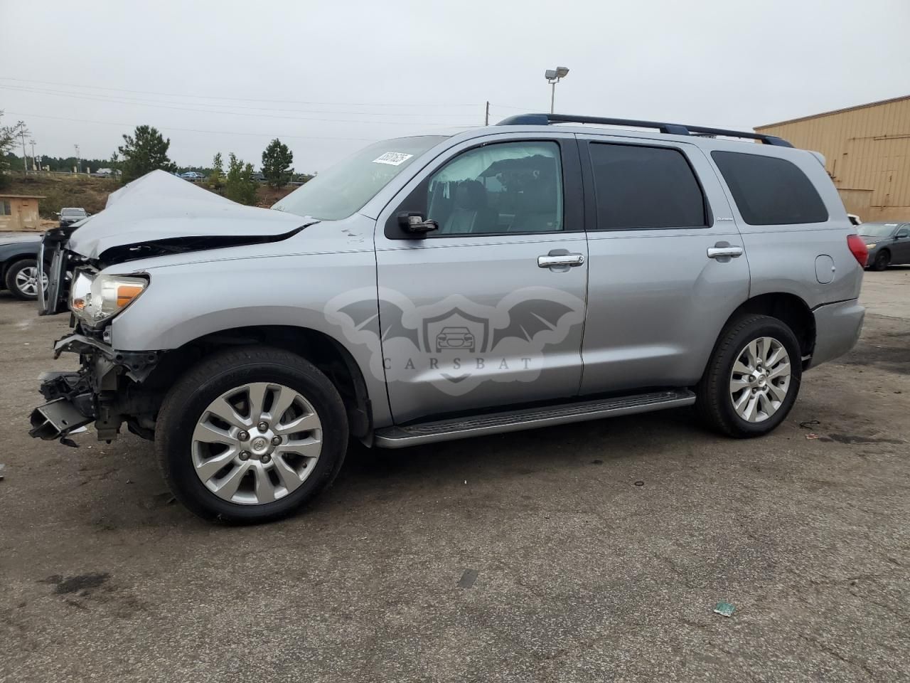Toyota Sequoia PLATINUM 5.7L 8 2011