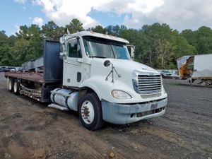 Freightliner Columbia 112 6 2005