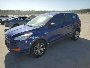 Ford Escape S 2.5L 4 2014