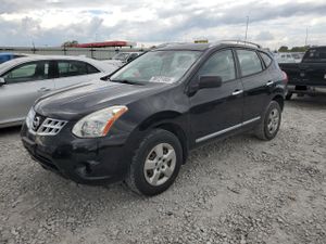 Nissan Rogue S 2.5L 4 2014