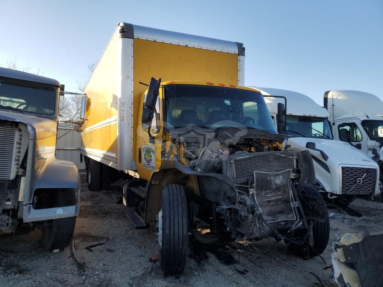 International DuraStar / 4000 4300 6.7L 6 2017