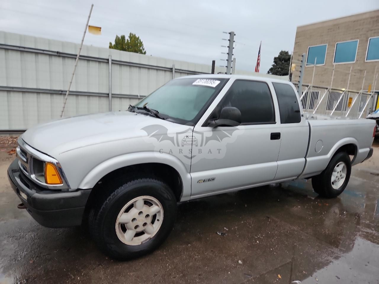 Chevrolet S-10 S10 4.3L 6 1996