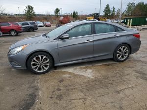 Hyundai Sonata SE 2.4L 4 2014