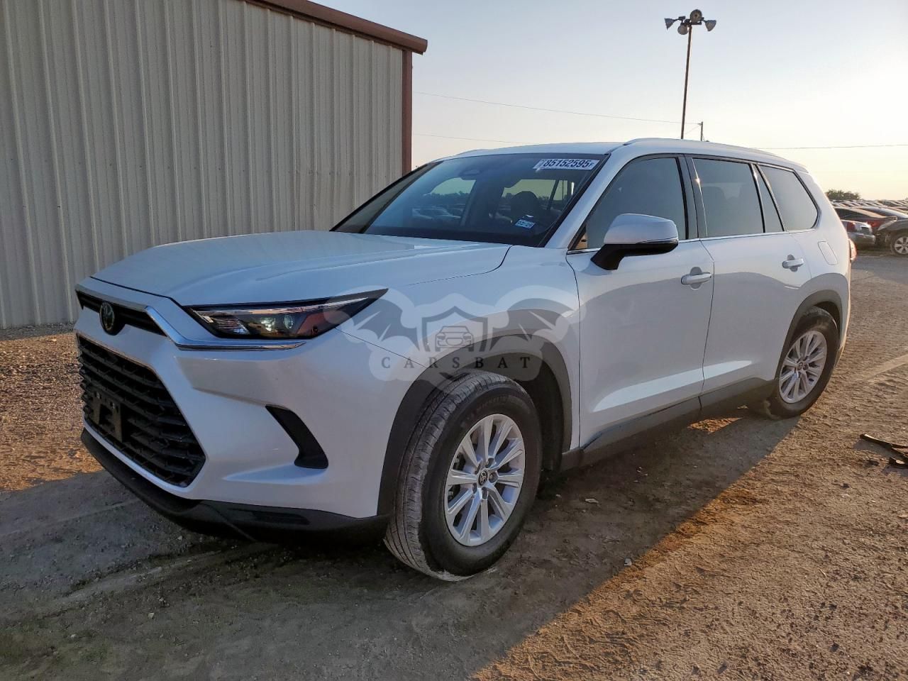 Toyota Grand Highlander XLE 2.4L 4 2024