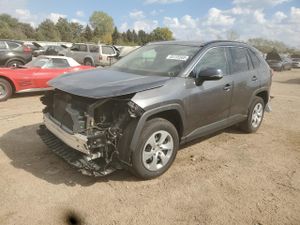 Toyota Rav4 LE 2.5L 4 2020