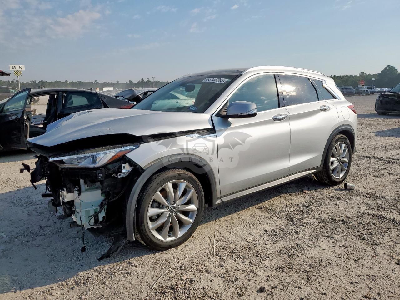 Infiniti QX50 LUXE 2.0L 4 2021