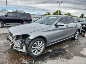 Mercedes-Benz C 300 4MATIC 2.0L 4 2015