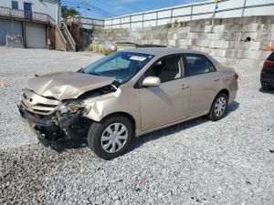 Toyota Corolla BASE 1.8L 4 2011