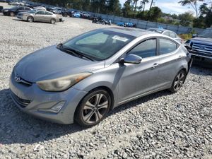 Hyundai Elantra SE 2.0L 4 2015