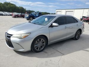 Toyota Camry LE 2.5L 4 2015