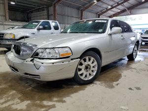 Lincoln Town Car SIGNATURE LIMITED 4.6L 8 2008