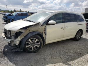 Honda Odyssey TOURING 3.5L 6 2015