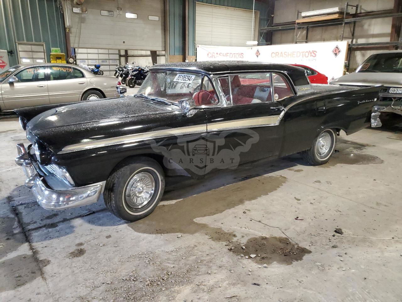 Ford Fairlane 1957